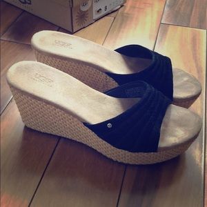 Ugg Alvina wedges